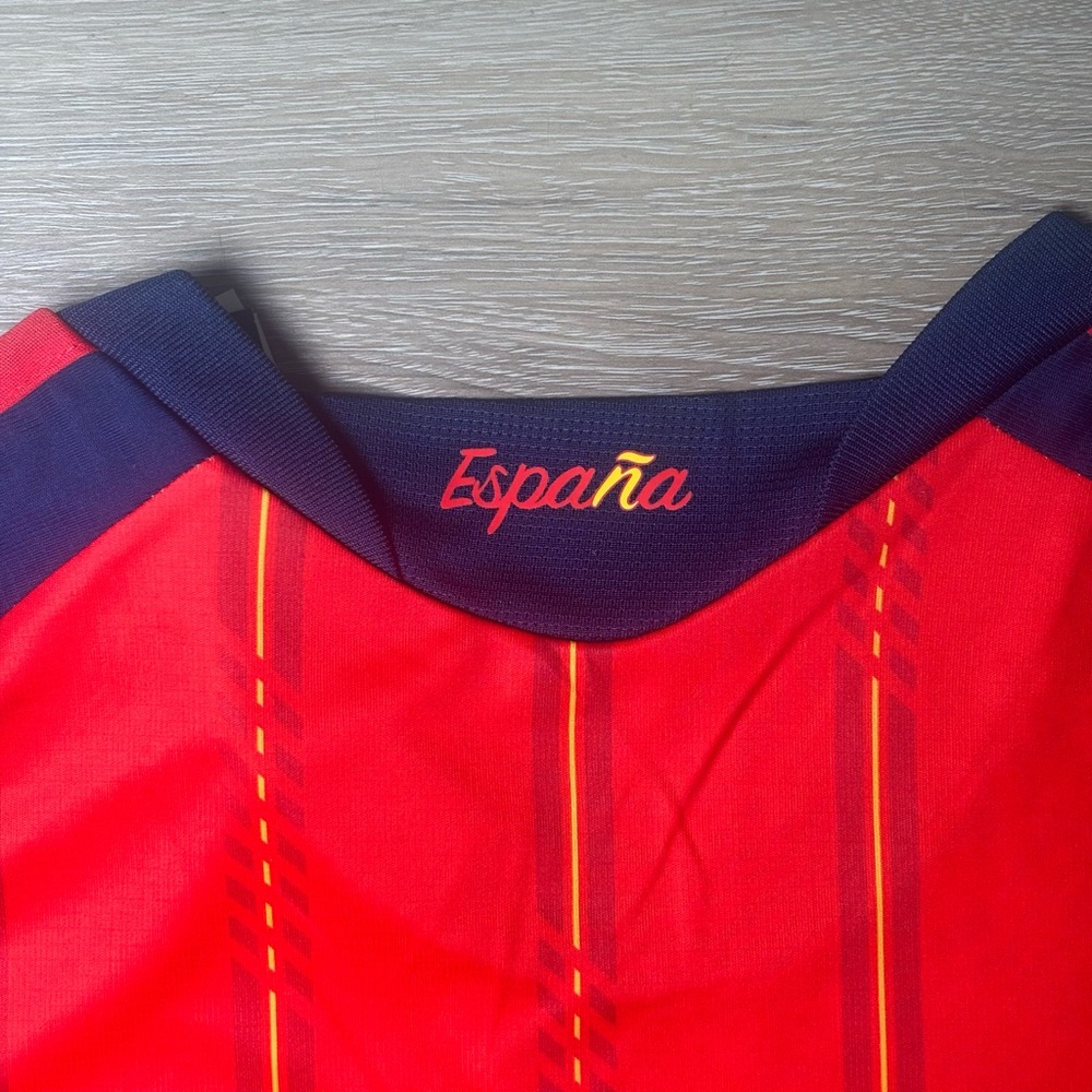 NWT - Adidas Spain 2026 Home Jersey - Men’s - No name - World Cup 26 - Picture 5 of 5